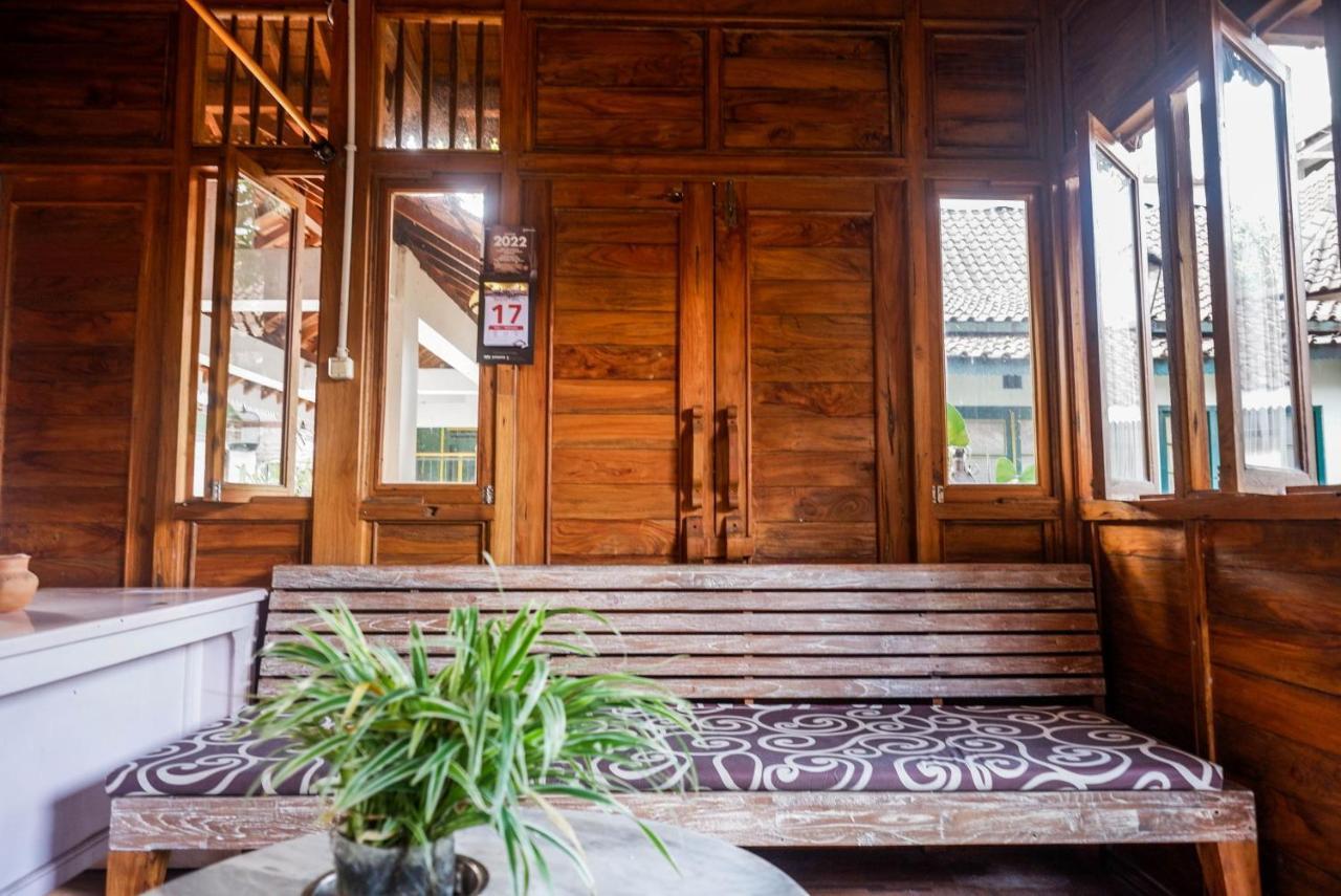 Reddoorz Syariah Near Plengkung Gading 2 Otel Yogyakarta Dış mekan fotoğraf